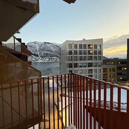 Stilfull Pa Vervet Apartamento Tromsø